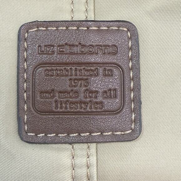 Liz Claiborne Tan Poly Vinyl Brown Faux Fur Trimmed Handbag - Picture 3 of 16